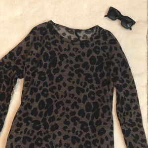 Sequin elbow leopard long sleeve